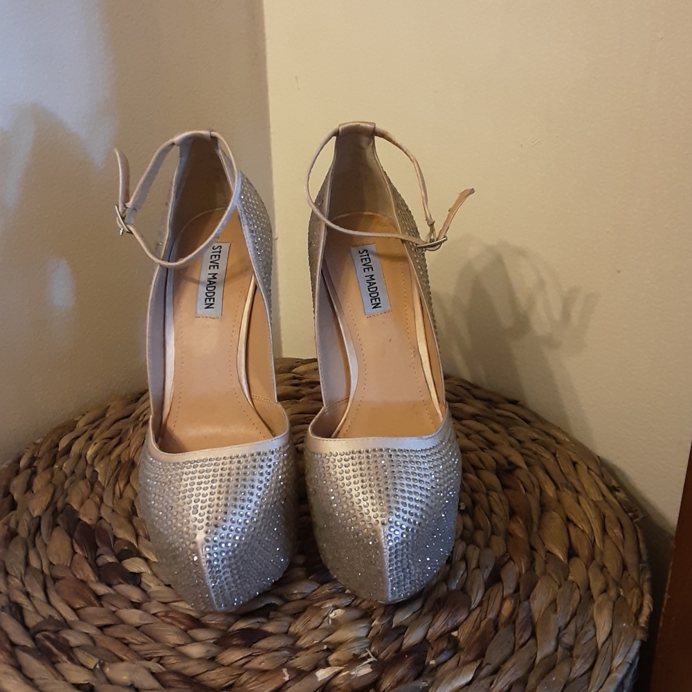 Steve Madden Rhinestone Special Occassion Shoes